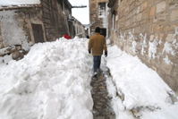 Schnee in den Alpillen