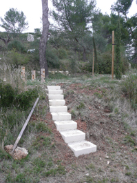 Treppe unten beim Wasseranschluss